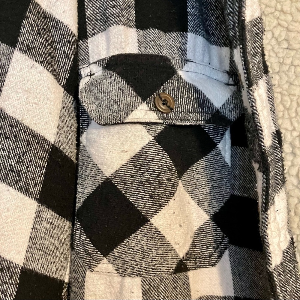Men’s Jacket - Picture 5 of 9